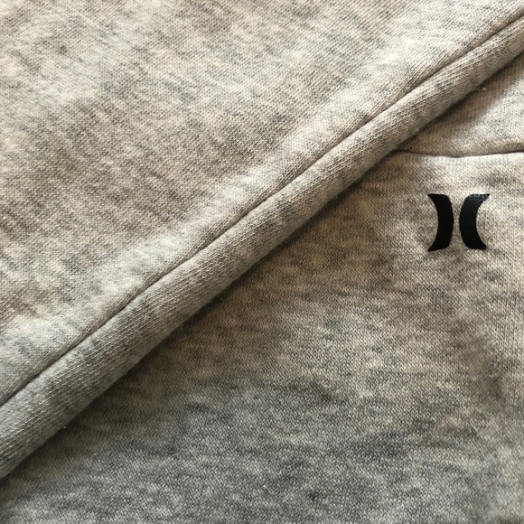 Hurley Grey Sweater Size M - Picture 2 of 4